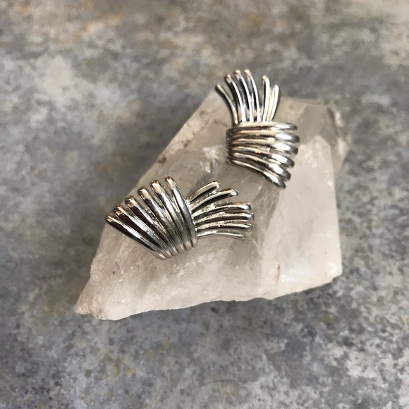 Monet Jewelry - Vintage Monet Silver Tone Fan Geometric Earrings